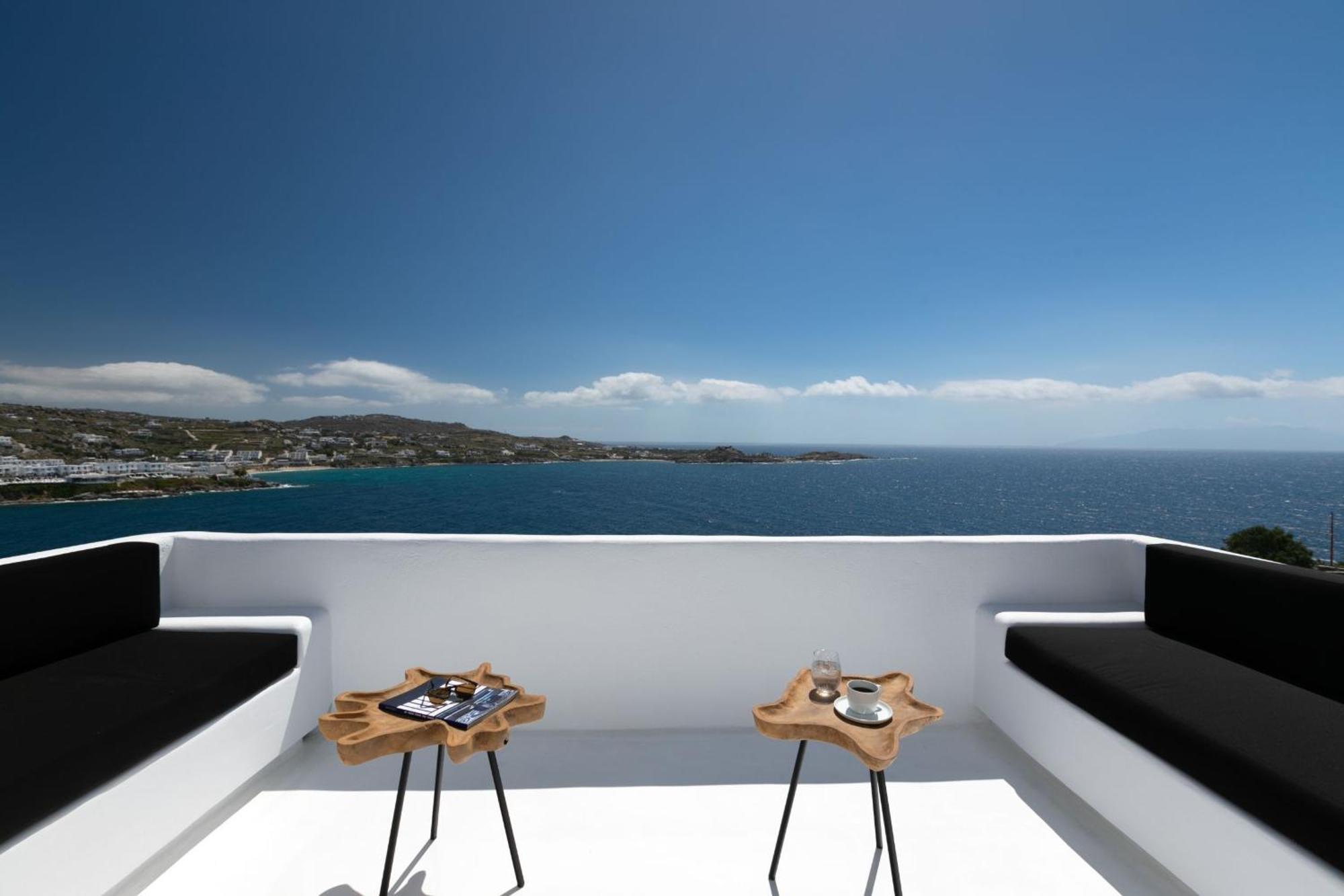Exquisite Mykonos - Hephaestus I - 5 Bedroom - Infinity Pool - Outdoor Jacuzzi - Psarou Villa *